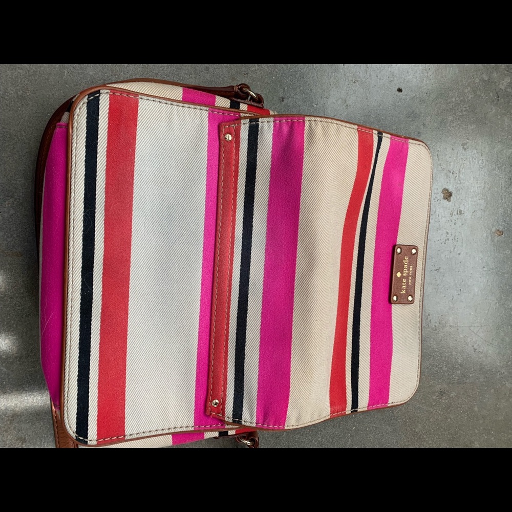 Kate Spade Crossbody - Picture 6 of 8